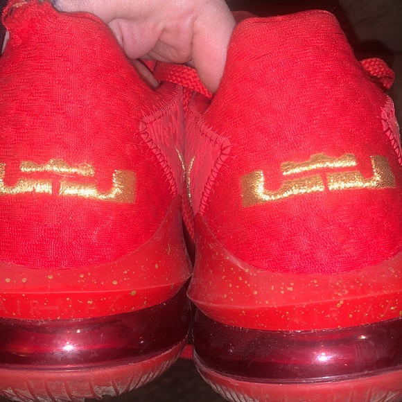 Lebron 17 titan low - Picture 3 of 5